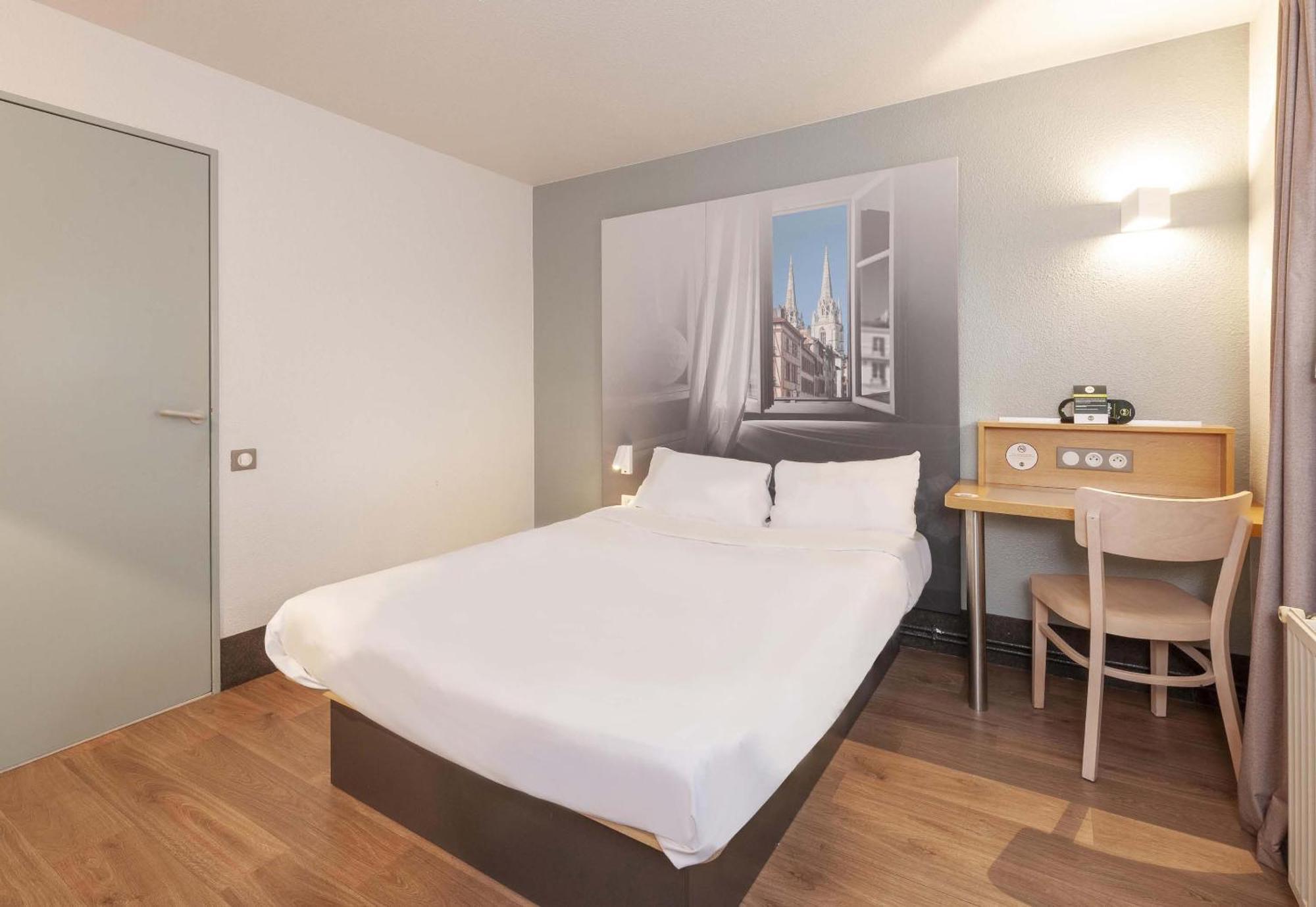 B&B Hotel Бейонн Экстерьер фото